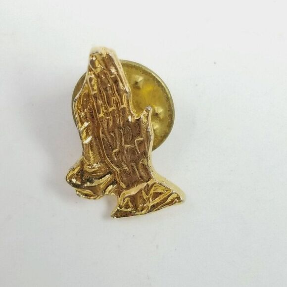 Vintage Praying Hands Pin, Gold Tone Brooch, Little Religious Symbol - Picture 5 of 6